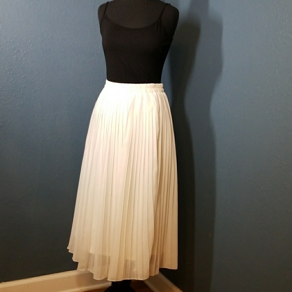 White Chiffon Skirt
